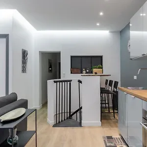 Hsh Batignolles Sauffroy Charming 8p Parigi