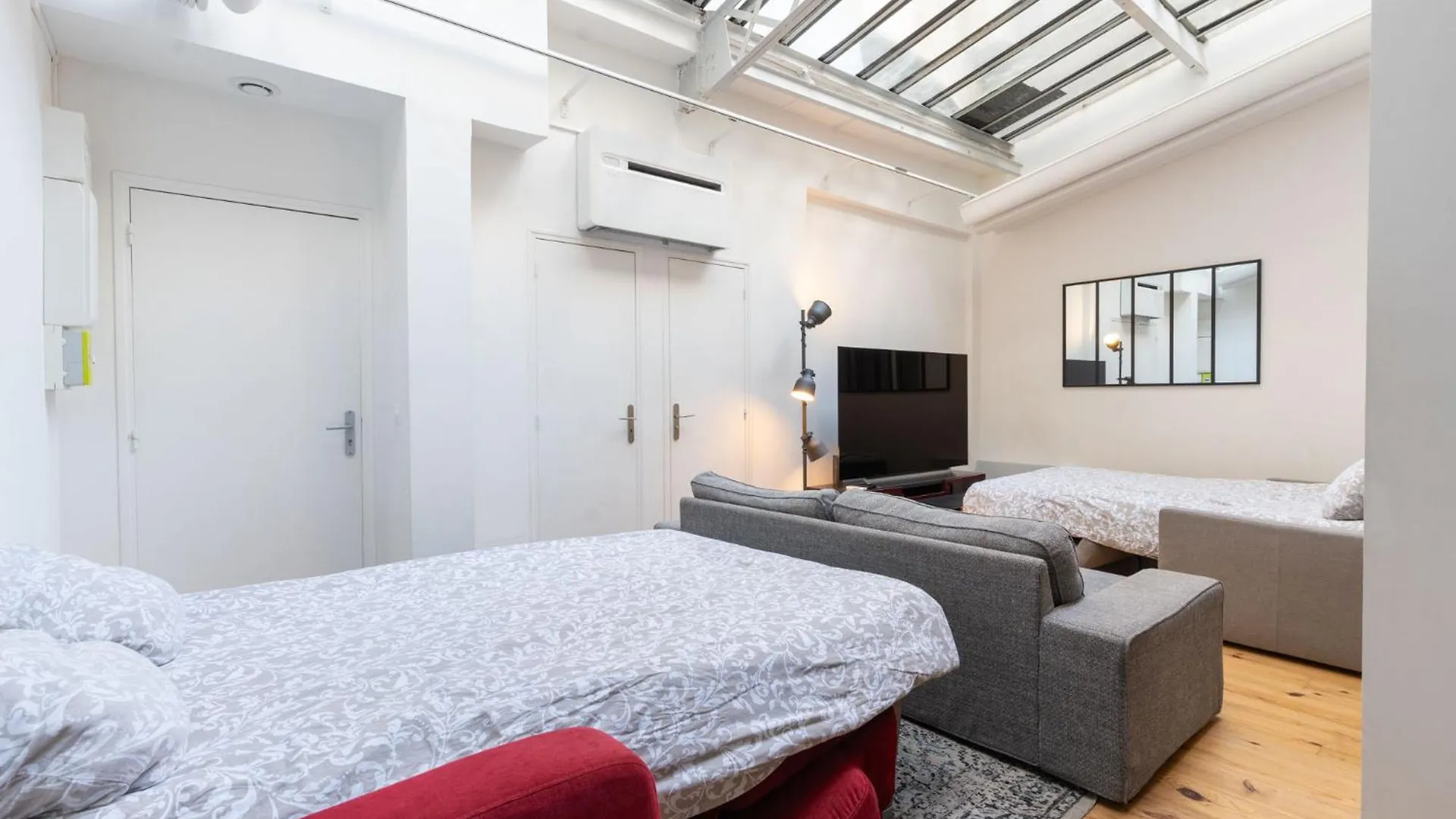 Apartment Loft House 3 Bedroom Bastille, Marais Ac By Lcc Agency Paris